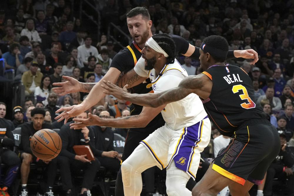 敏锐的门前 敏锐的门前