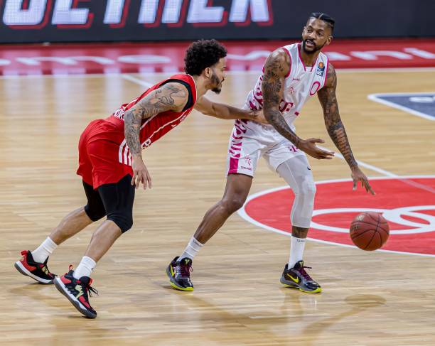 姆巴佩的收 姆巴佩的收